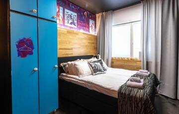 Фото номера Двухместный номер с 1 кроватью и общей ванной комнатой Хостелы Time Hostel &amp; Apartments г. Йювяскюля 5