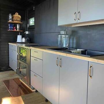 Фото номера Вилла с 3 спальнями Дома для отпуска Private Island at Downtown Jyväskylä г. Йювяскюля 45
