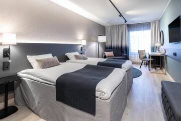 Фото номера Standard Family Three Отель Scandic Jyväskylä Station г. Йювяскюля 7