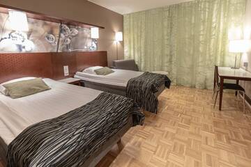 Фото номера Семейный номер Отель Scandic Jyväskylä City г. Йювяскюля 3