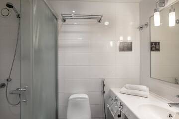 Фото номера Стандартный двухместный номер с 1 кроватью Отель Scandic Jyväskylä City г. Йювяскюля 5