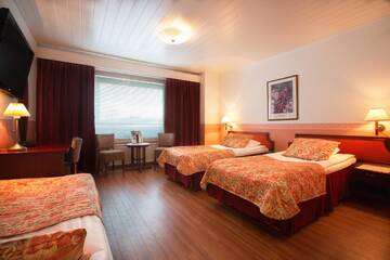 Фото номера Трехместный номер Отель Hotel Milton г. Йювяскюля 5