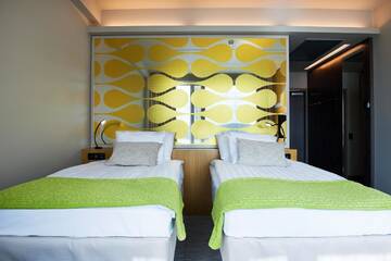 Фото номера Двухместный номер с 2 отдельными кроватями Отель Solo Sokos Hotel Paviljonki г. Йювяскюля 3