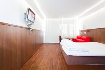 Фото номера Семейный номер Отель Omena Hotel Jyväskylä г. Йювяскюля 13