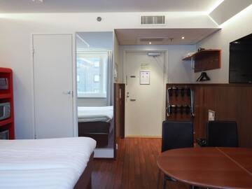 Фото номера Двухместный номер с 1 кроватью Отель Omena Hotel Jyväskylä г. Йювяскюля 4