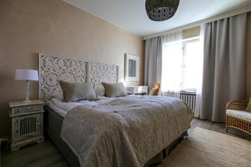Фото номера Двухместный номер с 1 кроватью или 2 отдельными кроватями Отель Boutique Hotel Yöpuu г. Йювяскюля 5